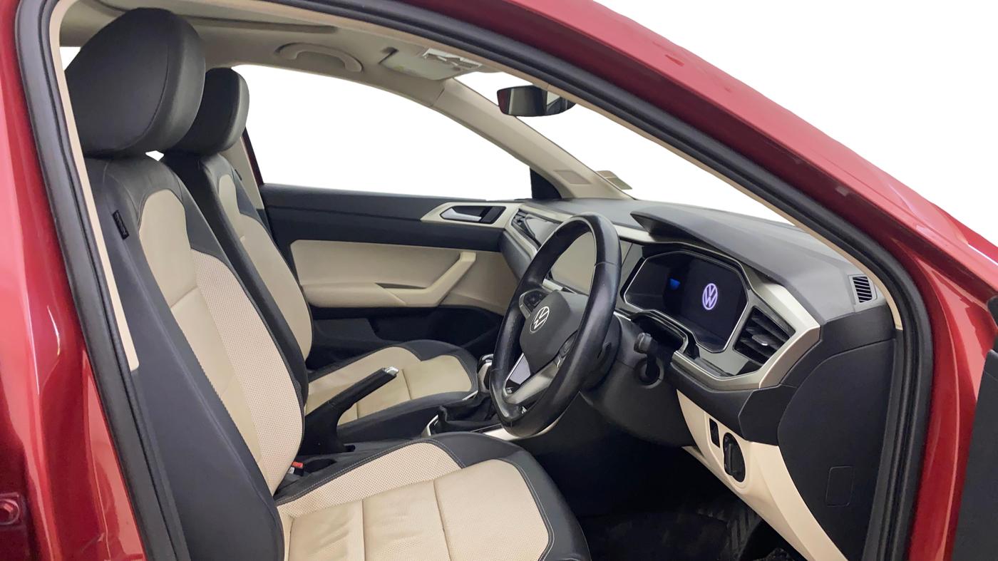 2022 Volkswagen VIRTUS TOPLINE TSI 1.0 AT, Petrol, Automatic, 36,467 km, Right Side Front Door Cabin
