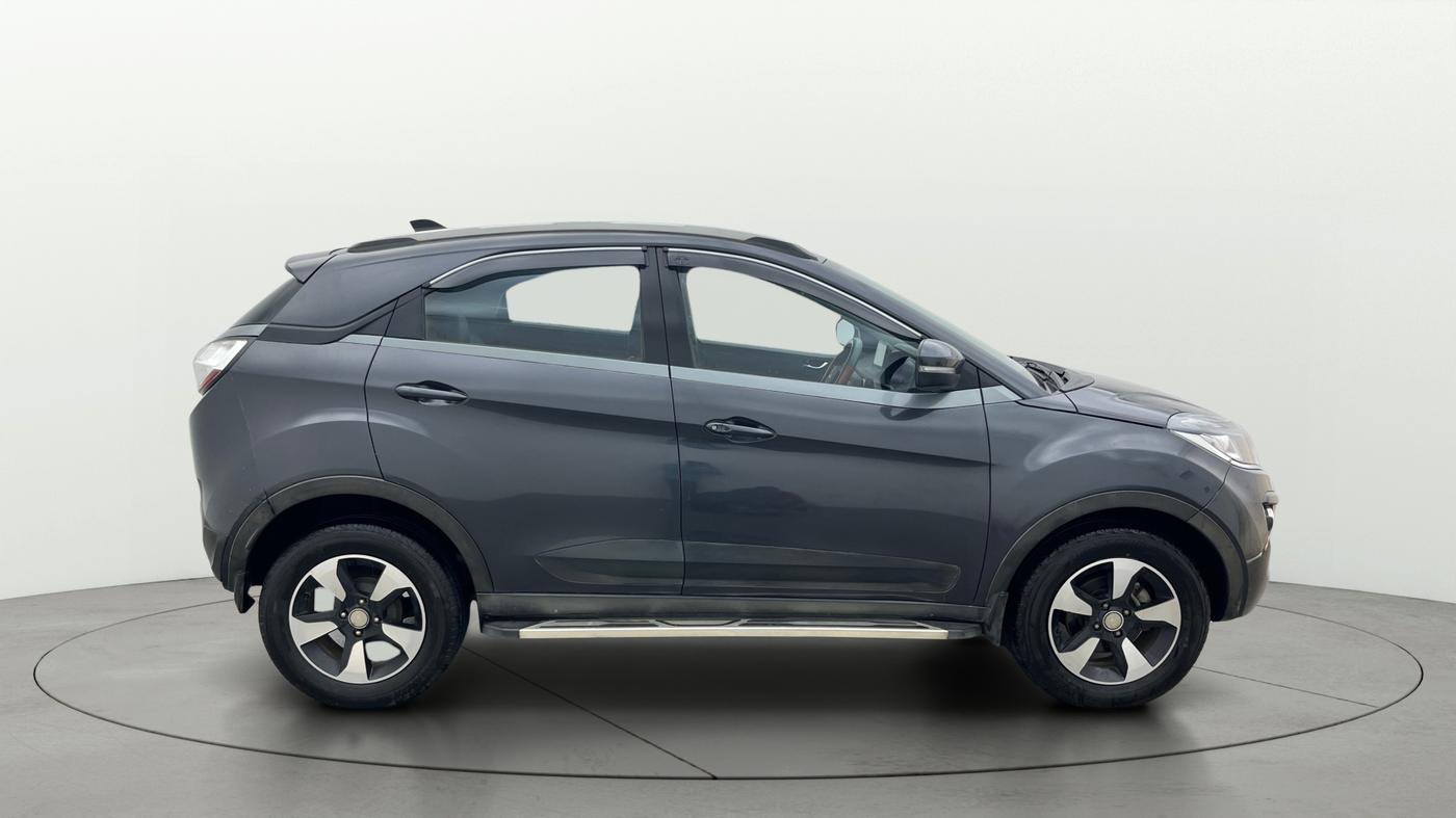 2019 Tata NEXON XZA PLUS PETROL, Petrol, Automatic, 44,994 km, Right Side View