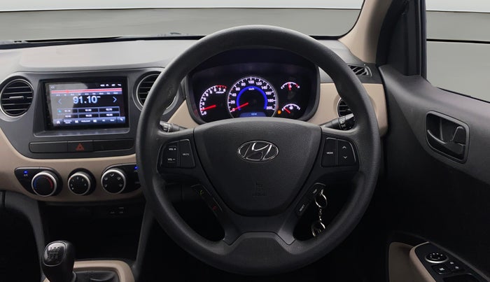 2020 Hyundai Grand i10 MAGNA 1.2 KAPPA VTVT, Petrol, Manual, 35,963 km, Steering Wheel Close Up
