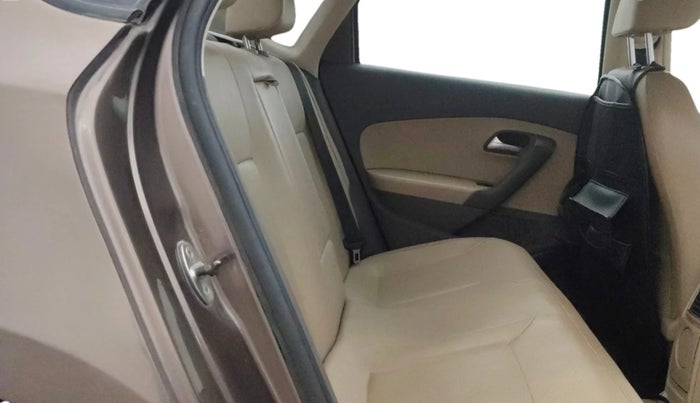 2017 Volkswagen Vento HIGHLINE PETROL AT, Petrol, Automatic, 1,13,017 km, Right Side Rear Door Cabin