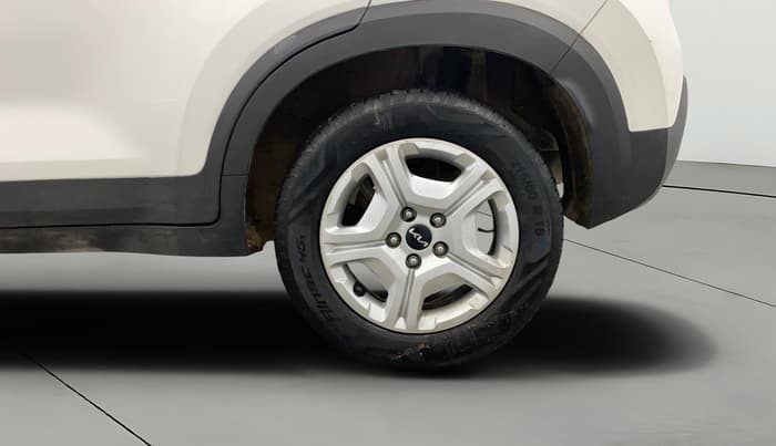 2023 KIA SONET HTK PLUS 1.0 IMT, Petrol, Manual, 9,341 km, Left Rear Wheel