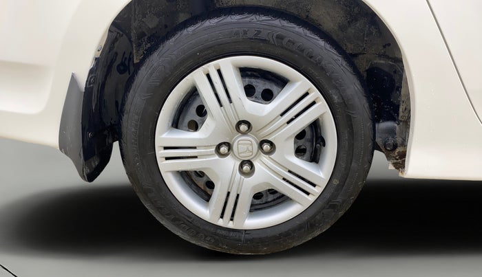 2012 Honda City 1.5L I-VTEC CORPORATE MT, Petrol, Manual, 1,15,554 km, Right Rear Wheel