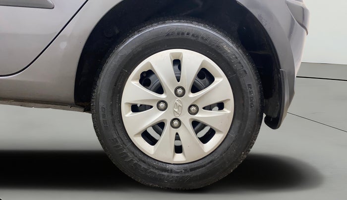 2013 Hyundai i10 MAGNA 1.2, Petrol, Manual, 13,778 km, Left Rear Wheel