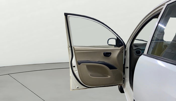 2014 Hyundai i10 MAGNA 1.1, CNG, Manual, 1,05,896 km, LHS Front Door