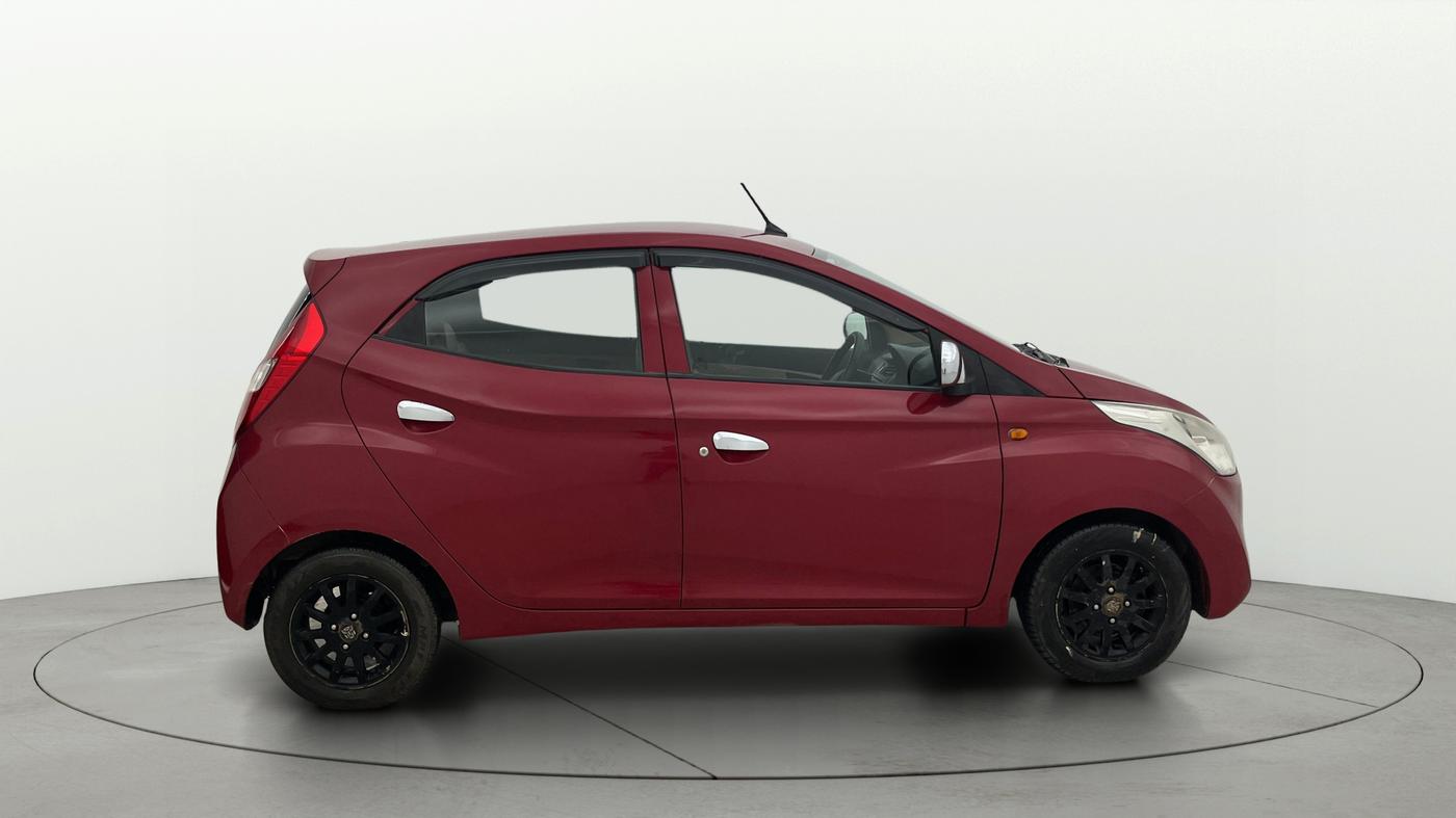 2018 Hyundai Eon ERA +, Petrol, Manual, 75,869 km, Right Side View