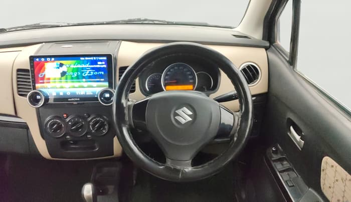 2018 Maruti Wagon R 1.0 VXI AMT, Petrol, Automatic, 49,518 km, Steering Wheel Close Up