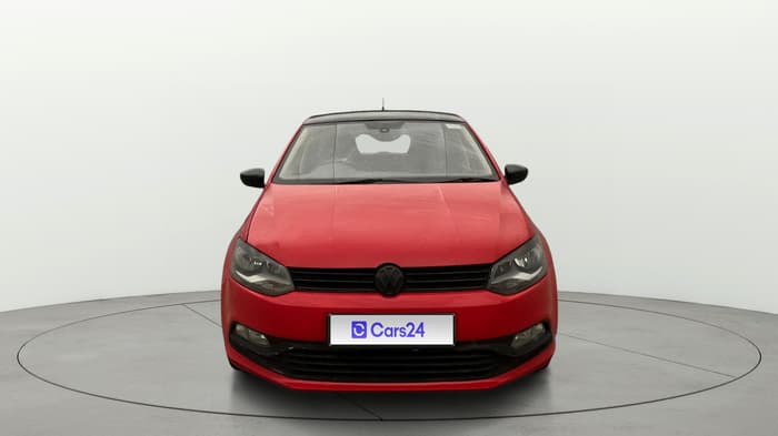 2017 Volkswagen Polo HIGHLINE PLUS 1.2(16 ALLOY, Petrol, Manual, 1,04,277 km, Front