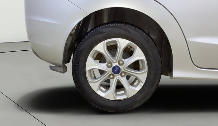 2016 Ford Figo Aspire TITANIUM 1.2 PETROL, Petrol, Manual, 63,068 km, Right Rear Wheel