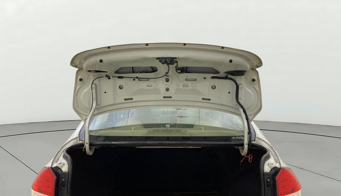 2015 Maruti Ciaz ZXI, Petrol, Manual, 70,857 km, Boot Door Open