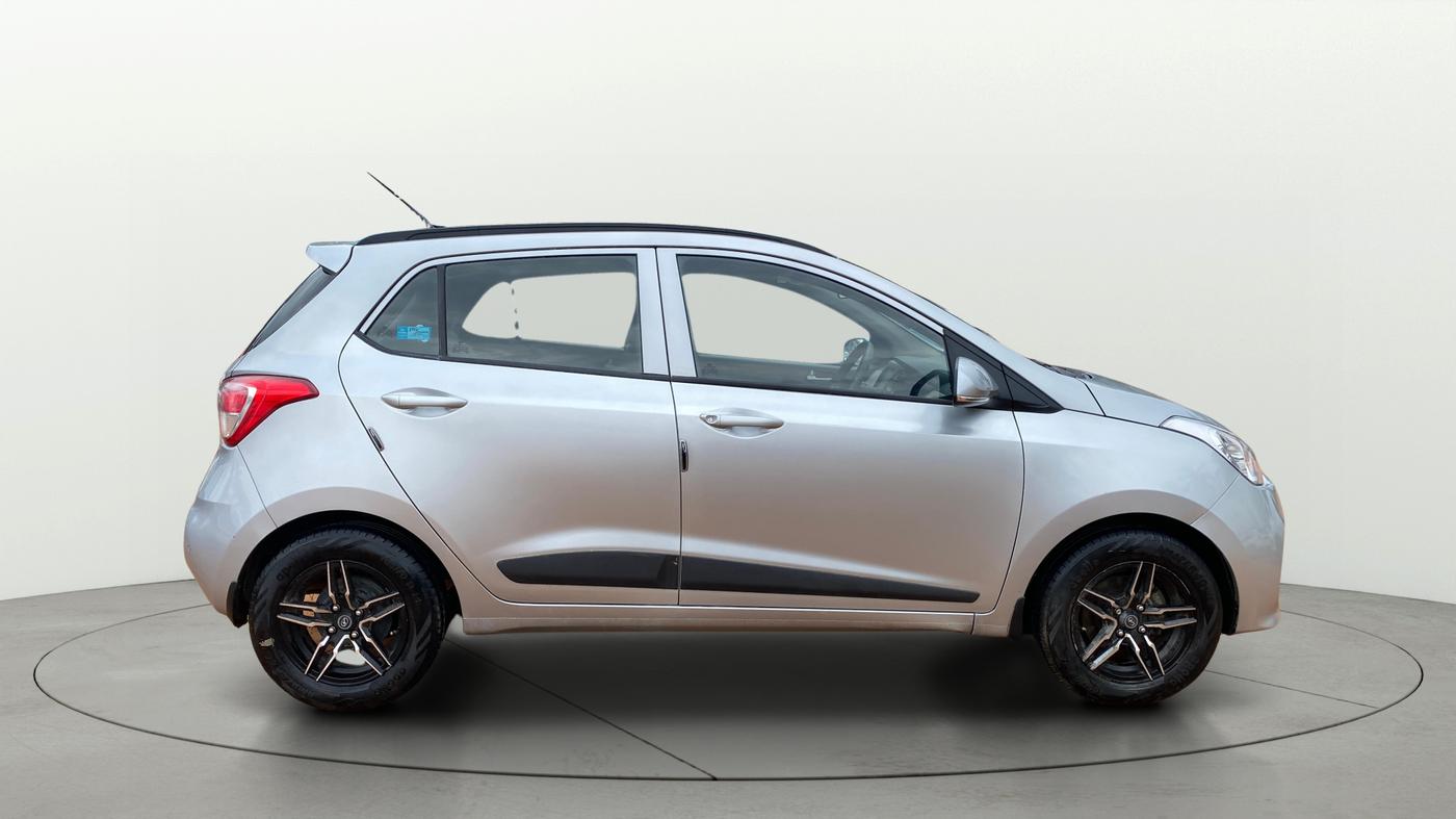 2019 Hyundai Grand i10 SPORTZ 1.2 KAPPA VTVT, Petrol, Manual, 56,303 km, Right Side View