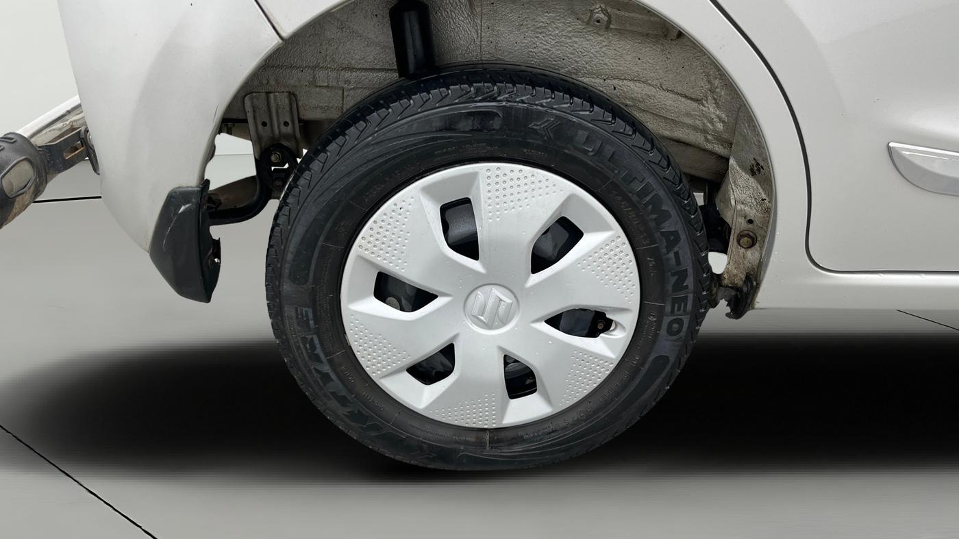 2025 Maruti Alto K10 VXI CNG, CNG, Manual, 68,731 km, Right Rear Wheel