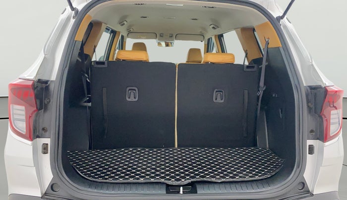 2022 KIA CARENS PRESTIGE 1.4 PETROL 7 STR, Petrol, Manual, 14,137 km, Boot Open Zoomed View