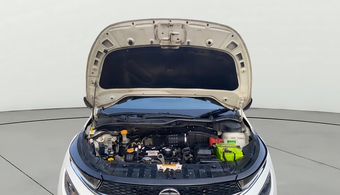 2022 Tata ALTROZ XZ PLUS PETROL, Petrol, Manual, 48,172 km, Open Bonet