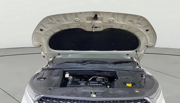 2020 MG HECTOR SMART HYBRID 1.5 PETROL, Petrol, Manual, 36,335 km, Open Bonet