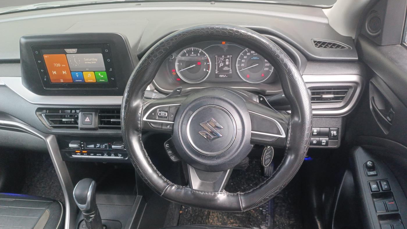 2024 Maruti BREZZA VXI AT SMART HYBRID, Petrol, Automatic, 19,851 km, Steering Wheel Close Up