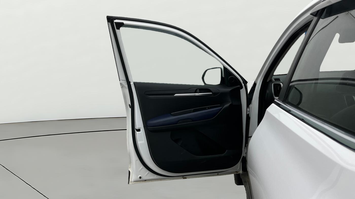 2025 KIA SONET HTK Plus (O) 1.2 Petrol MT, Petrol, Manual, 7,376 km, LHS Front Door