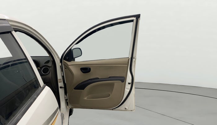 2013 Hyundai i10 ERA 1.1, Petrol, Manual, 17,646 km, RHS Front Door