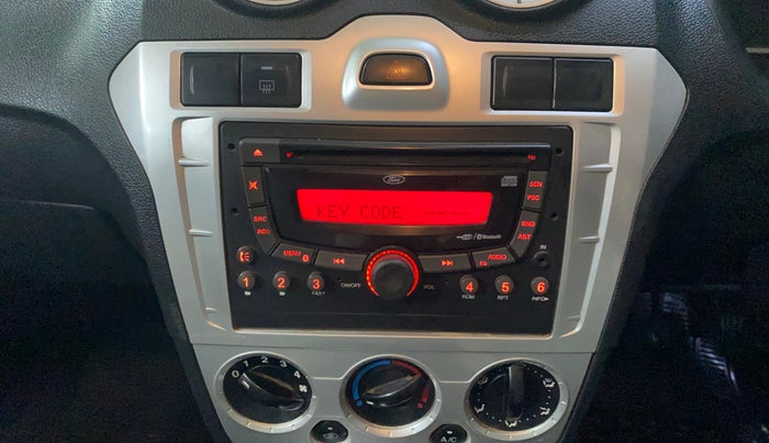 2015 Ford New Figo TITANIUM 1.2 PETROL MT, Petrol, Manual, 77,332 km, Air Conditioner