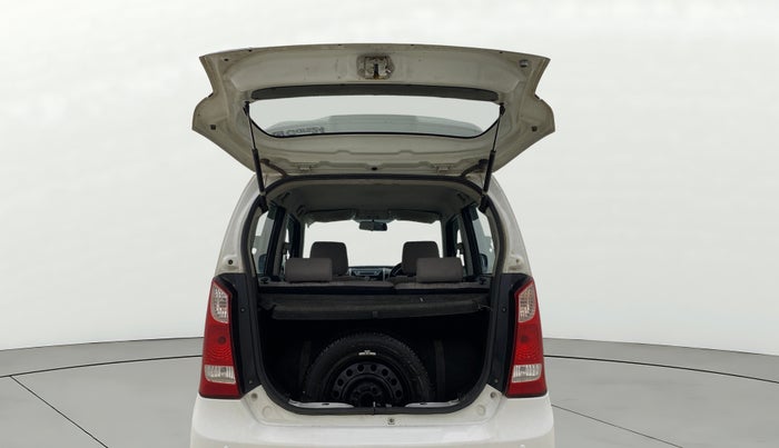 2016 Maruti Wagon R 1.0 VXI, CNG, Manual, 1,09,870 km, Boot Door Open
