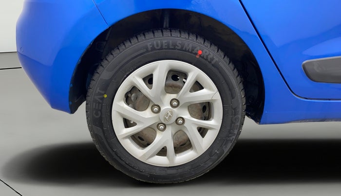 2018 Hyundai Grand i10 SPORTZ 1.2 KAPPA VTVT, Petrol, Manual, 81,960 km, Right Rear Wheel