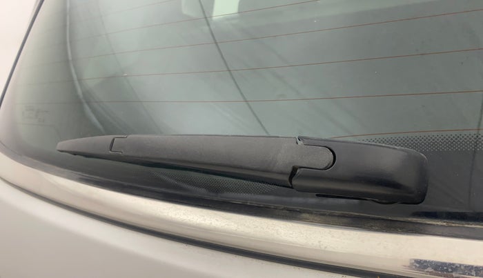 2018 Jeep Compass LIMITED (O) 2.0 DIESEL 4X4, Diesel, Manual, 1,15,207 km, Rear Wiper