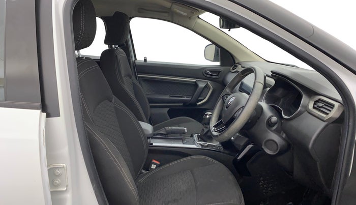 2021 Renault Kiger RXZ TURBO MT DUAL TONE, Petrol, Manual, 24,590 km, Right Side Front Door Cabin