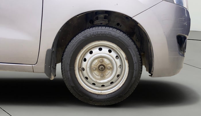 2017 Maruti Wagon R 1.0 LXI CNG, CNG, Manual, 1,00,490 km, Right Front Wheel