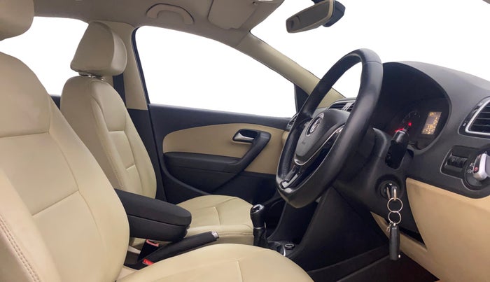 2016 Volkswagen Ameo HIGHLINE1.2L, Petrol, Manual, 67,291 km, Right Side Front Door Cabin