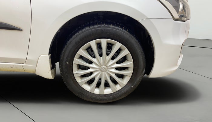 2017 Maruti Ciaz VXI+, Petrol, Manual, 83,394 km, Right Front Wheel