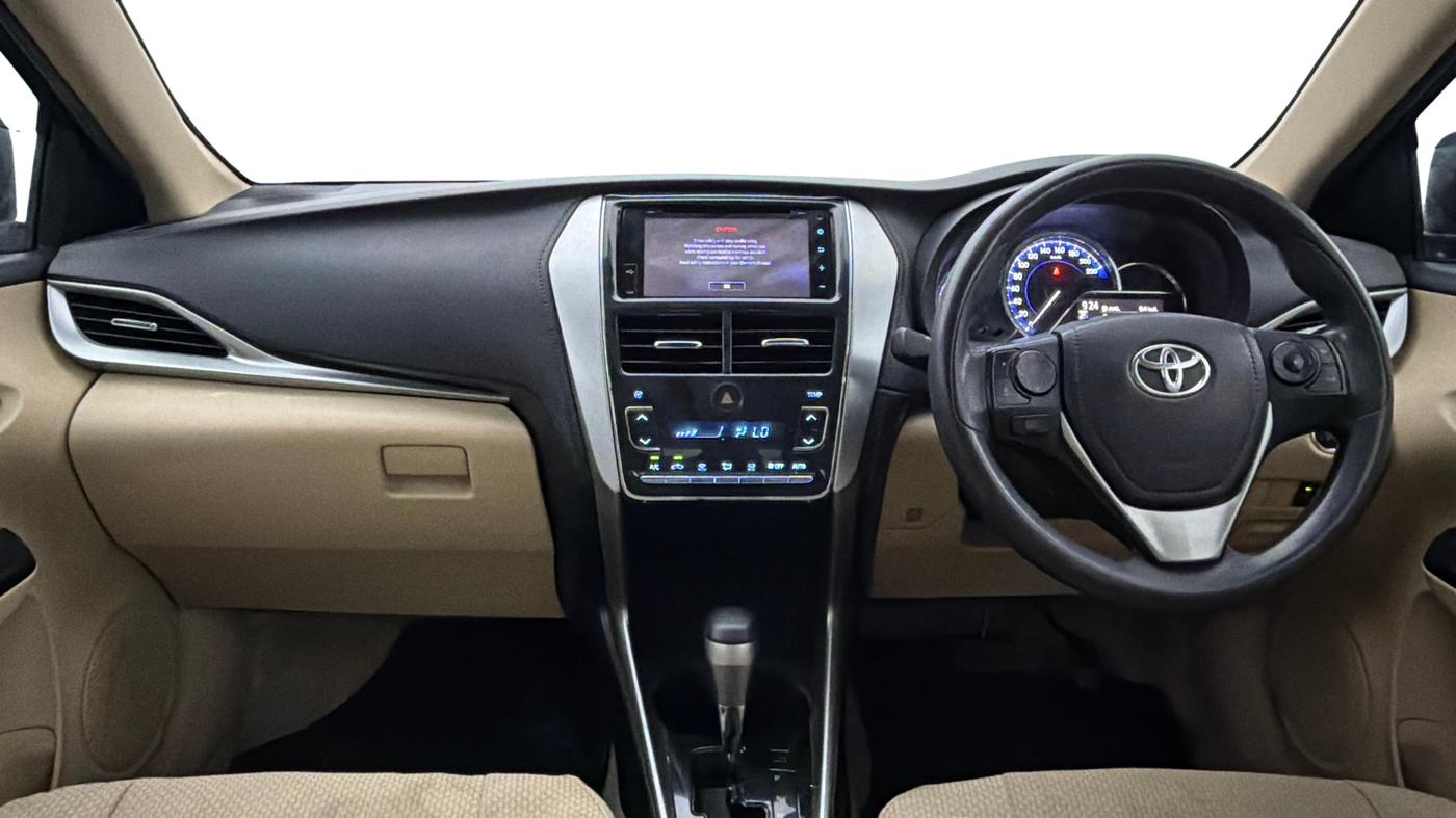 2018 Toyota YARIS G CVT, Petrol, Automatic, 1,09,066 km, Dashboard