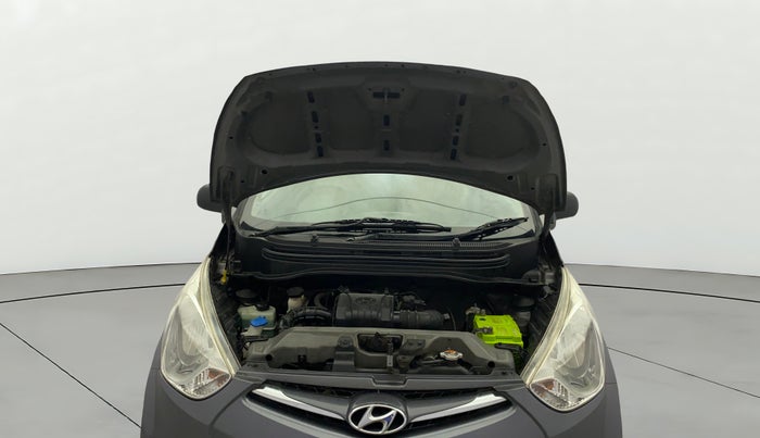 2016 Hyundai Eon ERA +, Petrol, Manual, 1,04,823 km, Open Bonet