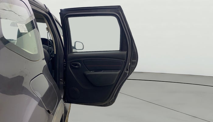 2017 Renault Duster RXS CVT, Petrol, Automatic, 23,458 km, RHS Rear Door