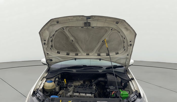 2016 Volkswagen Ameo HIGHLINE1.2L, Petrol, Manual, 65,419 km, Open Bonet