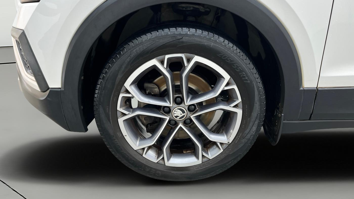 2022 Skoda KUSHAQ STYLE 1.5L TSI DSG, Petrol, Automatic, 45,545 km, Left Front Wheel