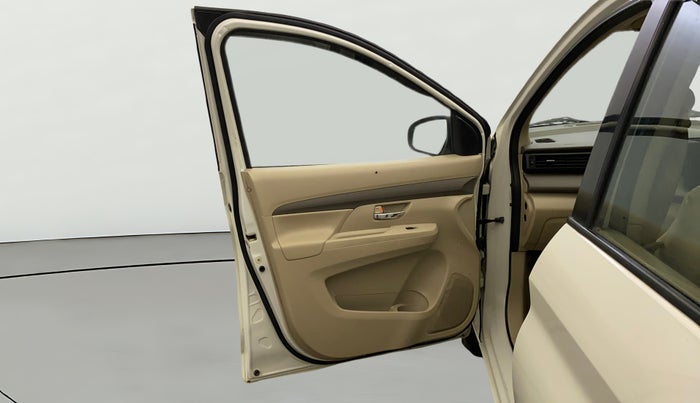 2021 Maruti Ertiga TOUR M CNG, CNG, Manual, 47,907 km, LHS Front Door