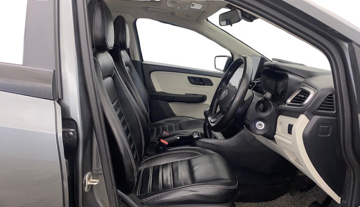 2023 Tata ALTROZ XM PLUS SUNROOF, Petrol, Manual, 23,443 km, Right Side Front Door Cabin