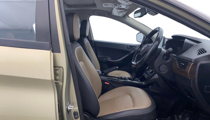 2022 Tata NEXON XZ PLUS (PREMIUM) KAZIRANGA PETROL, Petrol, Manual, 60,449 km, Right Side Front Door Cabin