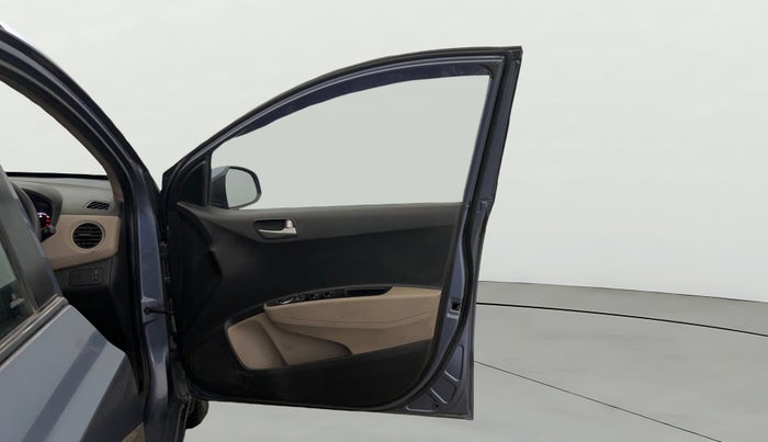 2014 Hyundai Xcent S 1.2, Petrol, Manual, 46,447 km, RHS Front Door