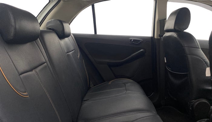 2015 Tata Bolt XMS REVOTRON, Petrol, Manual, 63,768 km, Right Side Rear Door Cabin