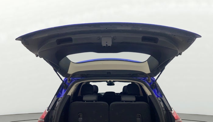 2022 Mahindra XUV700 AX 5 D MT 7 STR, Diesel, Manual, 69,334 km, Boot Door Open