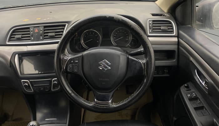 2015 Maruti Ciaz ZXI, Petrol, Manual, 1,05,449 km, Steering Wheel Close Up