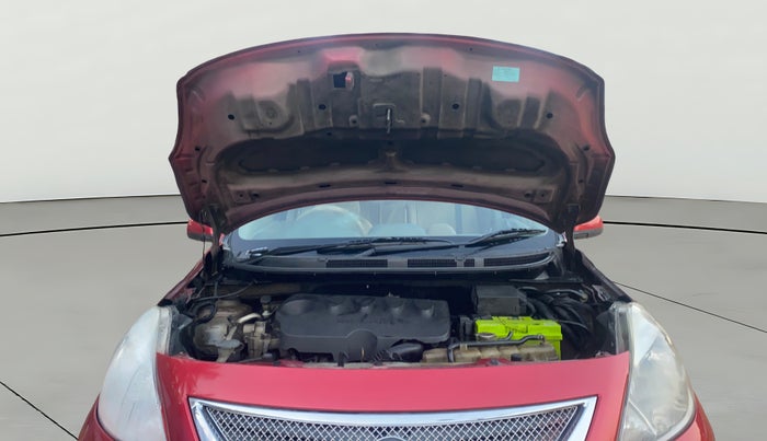 2013 Nissan Sunny XV DIESEL, Diesel, Manual, 1,20,954 km, Open Bonet