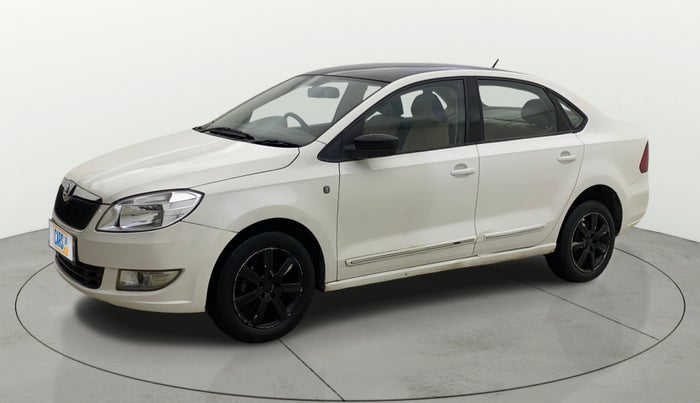 2013 Skoda Rapid AMBITION 1.6 MPI MT PLUS, Petrol, Manual, 83,915 km, Left Front Diagonal