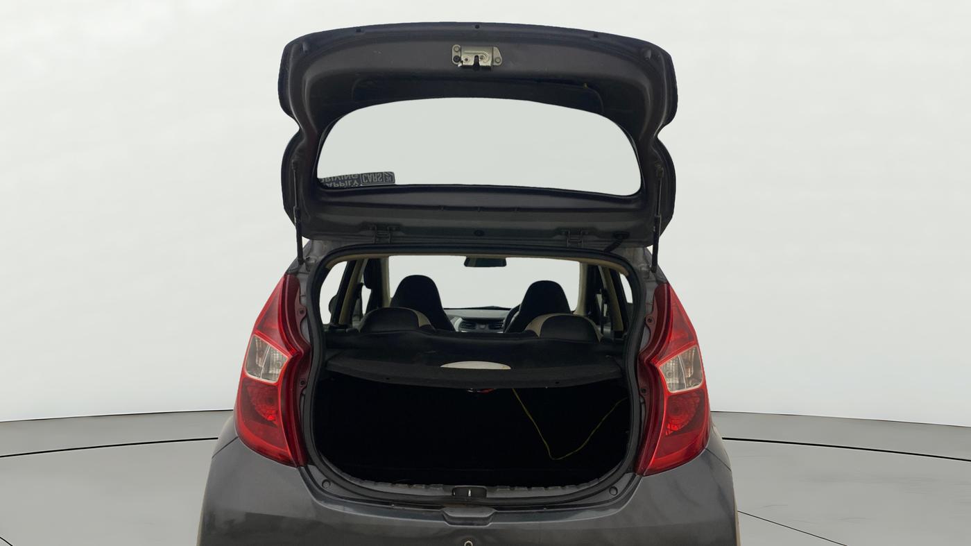 2018 Hyundai Eon SPORTZ, Petrol, Manual, 1,02,544 km, Boot Door Open