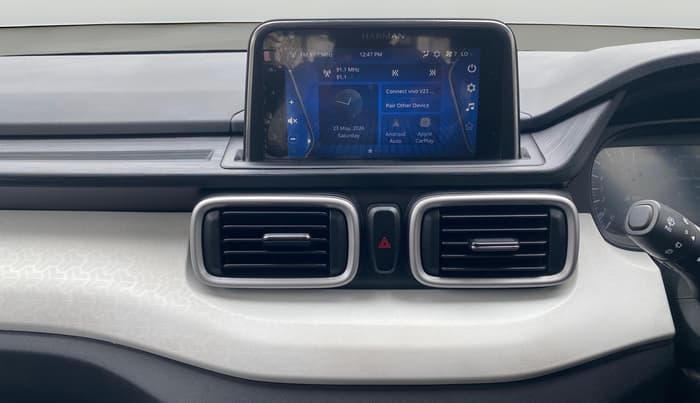 2024 Tata PUNCH CREATIVE FLAGSHIP DUAL TONE MT, Petrol, Manual, 25,211 km, Air Conditioner