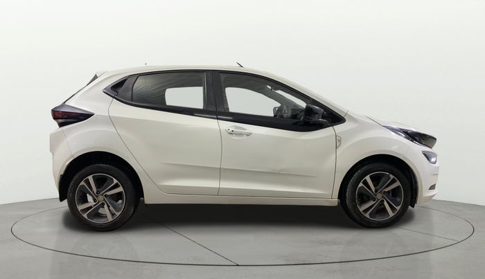 2020 Tata ALTROZ XZ PETROL, Petrol, Manual, 33,860 km, Right Side View