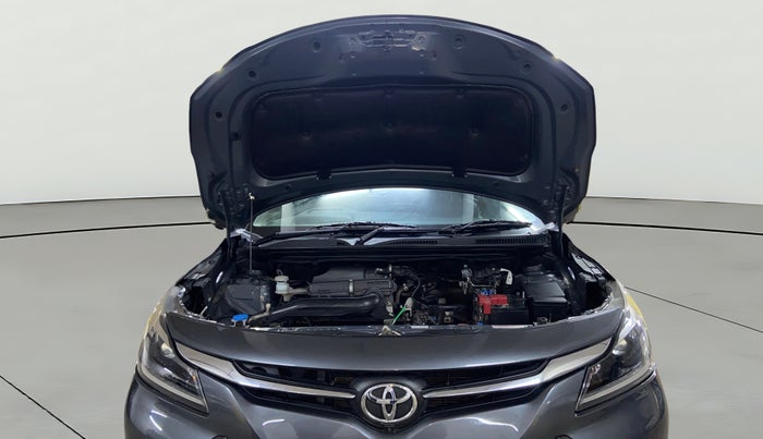 2024 Toyota Glanza V, Petrol, Manual, 9,438 km, Open Bonet