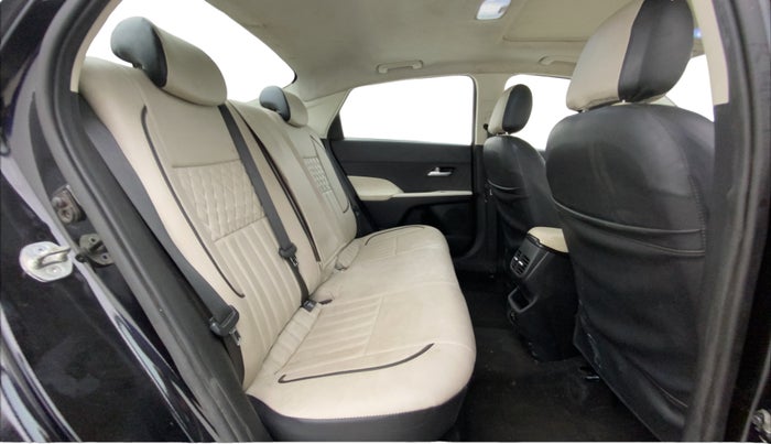2024 Hyundai Verna SX 1.5 l MPI, Petrol, Manual, 34,494 km, Right Side Rear Door Cabin