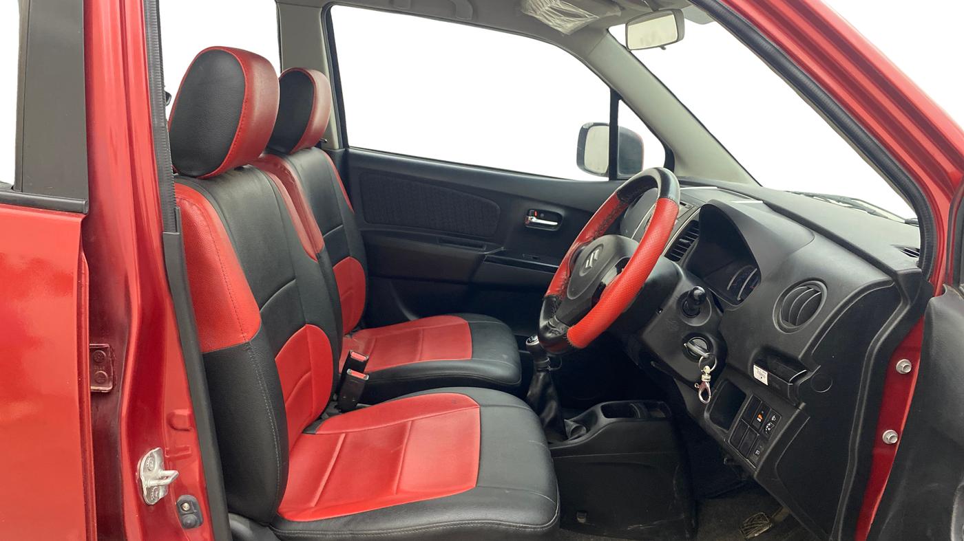 2014 Maruti Wagon R Stingray VXI, Petrol, Manual, 92,886 km, Right Side Front Door Cabin