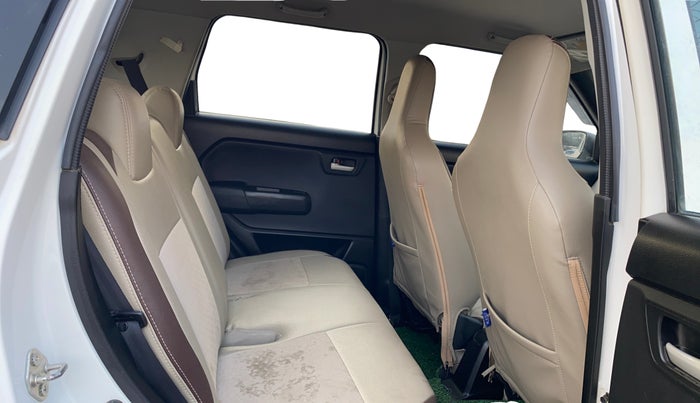 2022 Maruti New Wagon-R VXI (O) 1.0, Petrol, Manual, 34,215 km, Right Side Rear Door Cabin